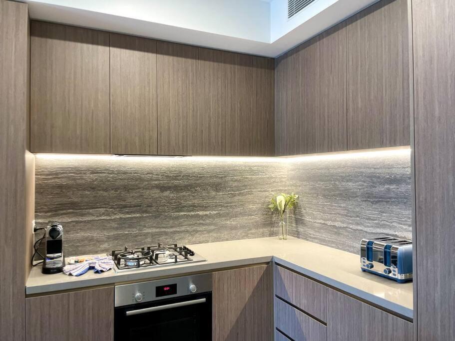 Luxury Stunning Riverview 1 Bedroom Apt 479F Guldkusten Exteriör bild